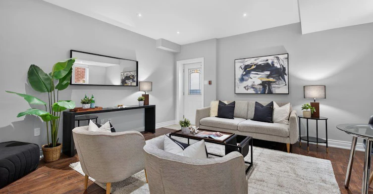 Lower-61B Bexhill Avenue, Toronto, ON, M1L 3B7