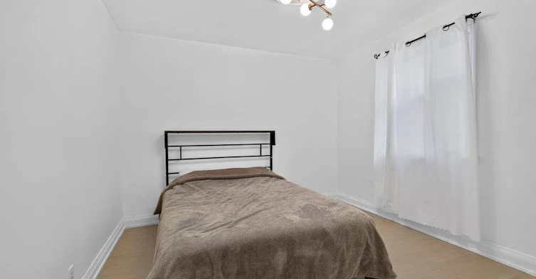 Main-20 Bayard Avenue, Toronto, ON, M1R 4A3 - 17