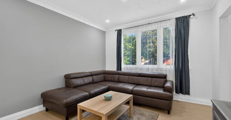 Main-20 Bayard Avenue, Toronto, ON, M1R 4A3 - 6