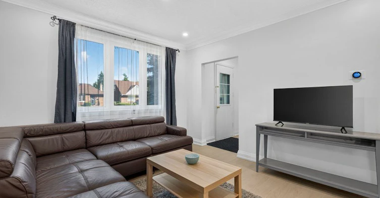 Main-20 Bayard Avenue, Toronto, ON, M1R 4A3 - 8