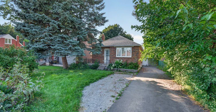 Main-20 Bayard Avenue, Toronto, ON, M1R 4A3 - 2
