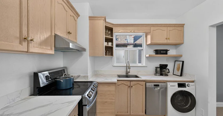 Main-20 Bayard Avenue, Toronto, ON, M1R 4A3 - 13