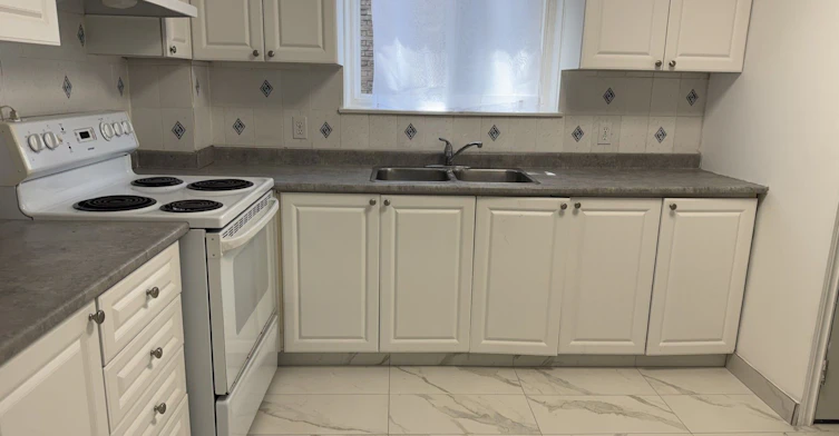 9 Rockwood Drive, Toronto, ON, M1M 3M9 - 4