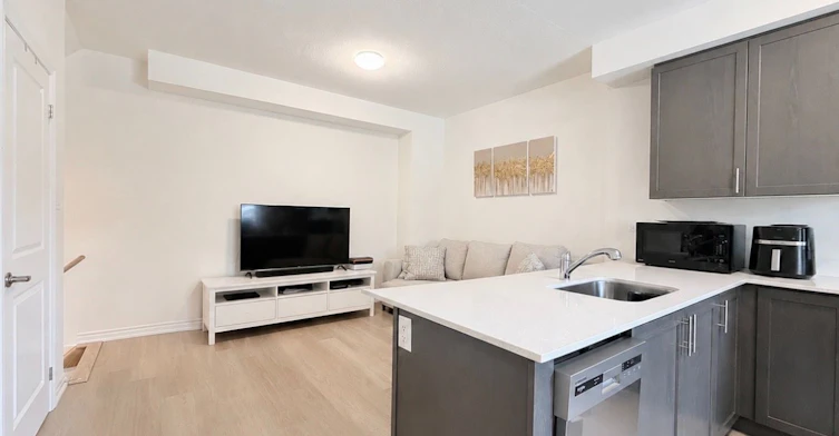 2-485 Beresford Path, Oshawa, ON, L1H 0B2 - 6