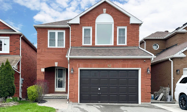 92 Booth Crescent