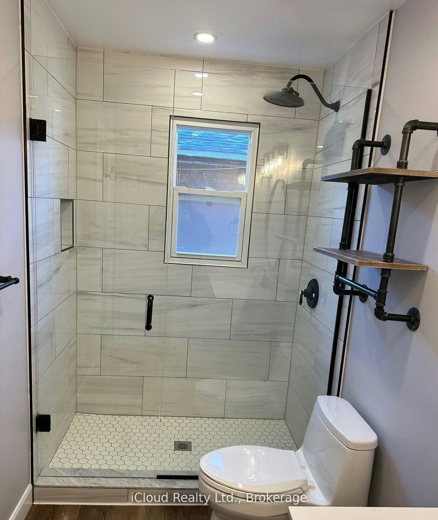 Main-747 Glenforest Street W, Oshawa, ON, L1J 5E9 - 18