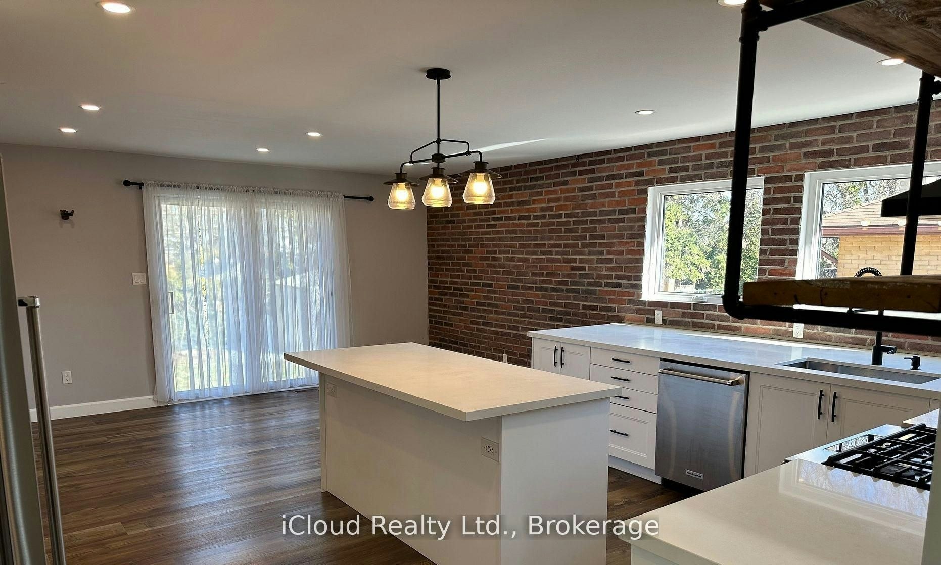 Main-747 Glenforest Street W, Oshawa, ON, L1J 5E9 - 10