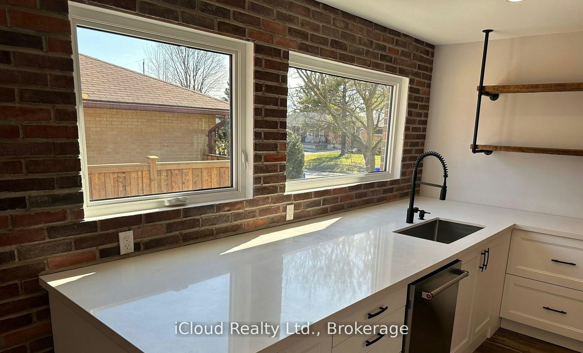 Main-747 Glenforest Street W, Oshawa, ON, L1J 5E9 - 7