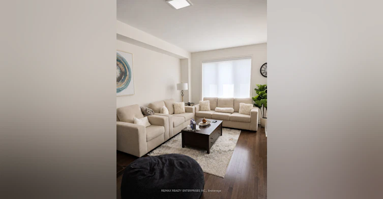16 Sigford Street N, Whitby, ON, L1P 0N9 - 2