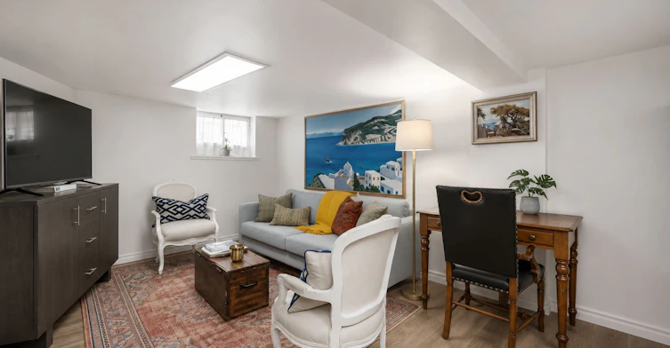 Lower-43 Stanhope Avenue, Toronto, ON, M4K 3N4 - 2
