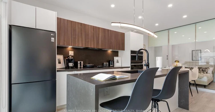 2-16 Minto Street, Toronto, ON, M4L 1B6 - 9
