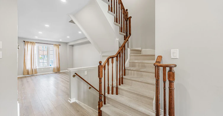 6 Dollery Gate, Ajax, ON, L1T 0G7 - 6