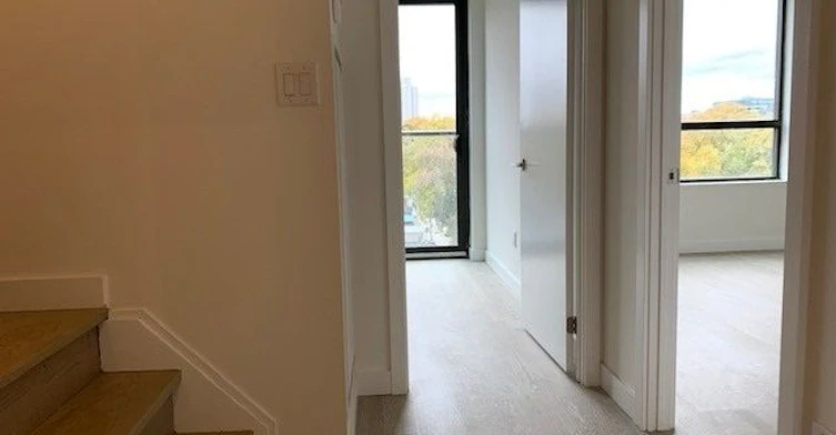 713-246 Logan Avenue, Toronto, ON, M4M 0E9 - 6