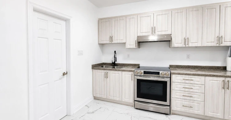 BSMT-19 Lacroix Court, Whitby, ON, L1R 3B4 - 10
