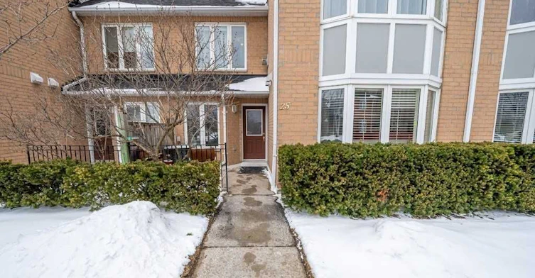 25 Mondeo Drive, Toronto, ON, M1P 5B6 - 3