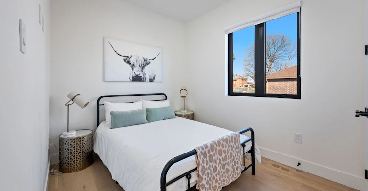 2B Holmstead Avenue, Toronto, ON, M4B 1T1 - 34