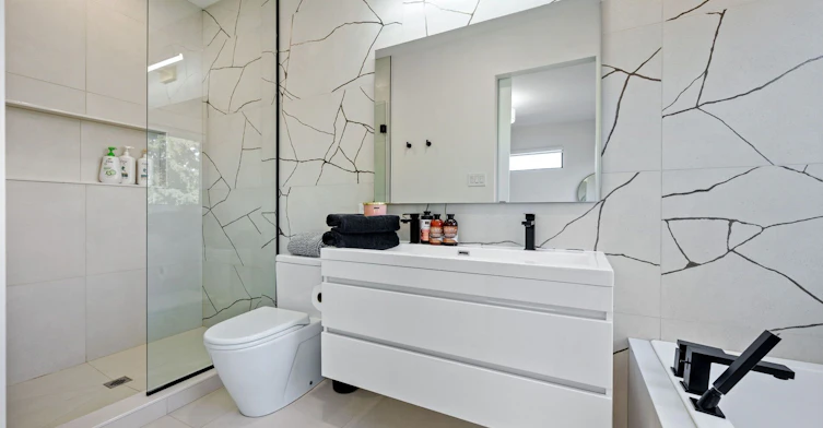 2B Holmstead Avenue, Toronto, ON, M4B 1T1 - 31