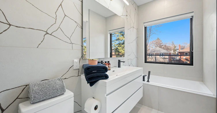 2B Holmstead Avenue, Toronto, ON, M4B 1T1 - 33