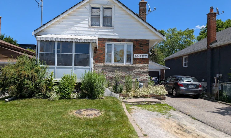 45 Pitt Avenue