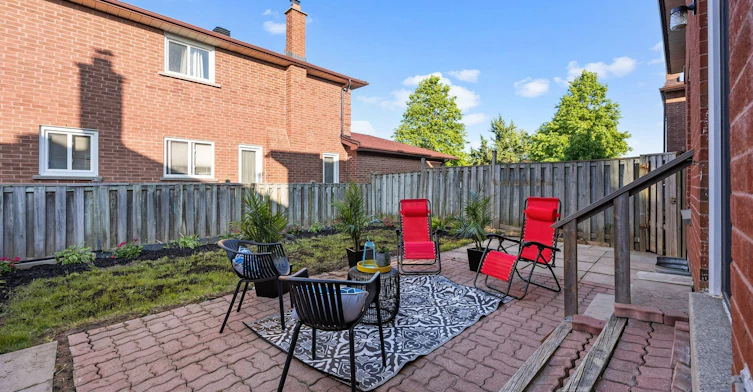 25 Lansbury Drive, Toronto, ON, M1V 3J2 - 10
