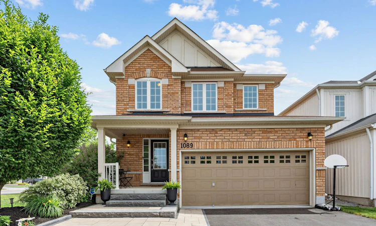 1089 Edward Bolton Crescent