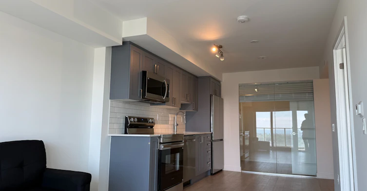 1906-1010 Sandy Beach Road, Pickering, ON, L1W 3V9 - 10