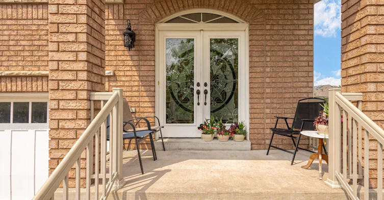 Main-1156 Cotswold Court, Oshawa, ON, L1K 0A4 - 3