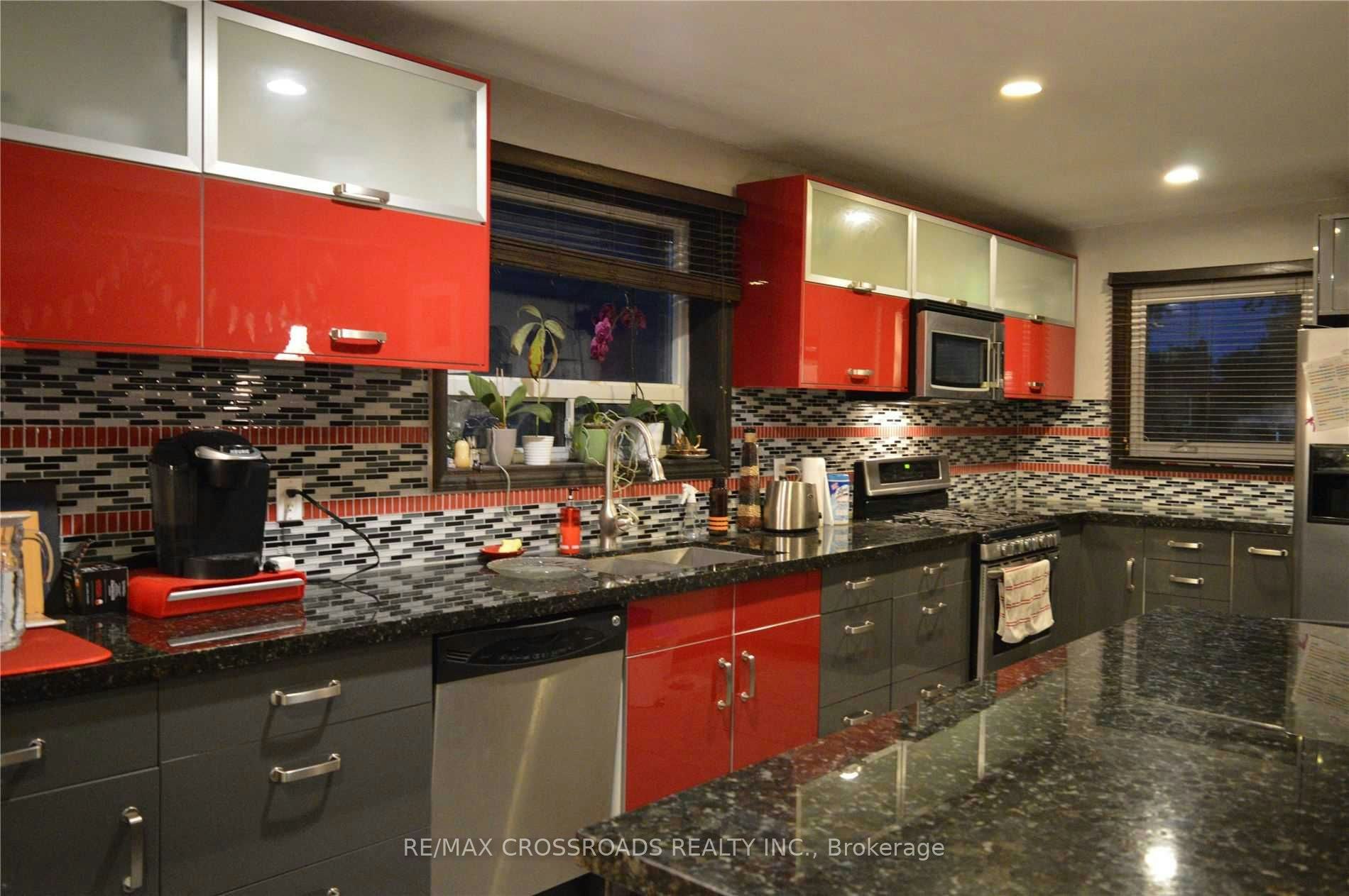 44 Romulus Drive, Toronto, ON, M1K 4C2 - 3
