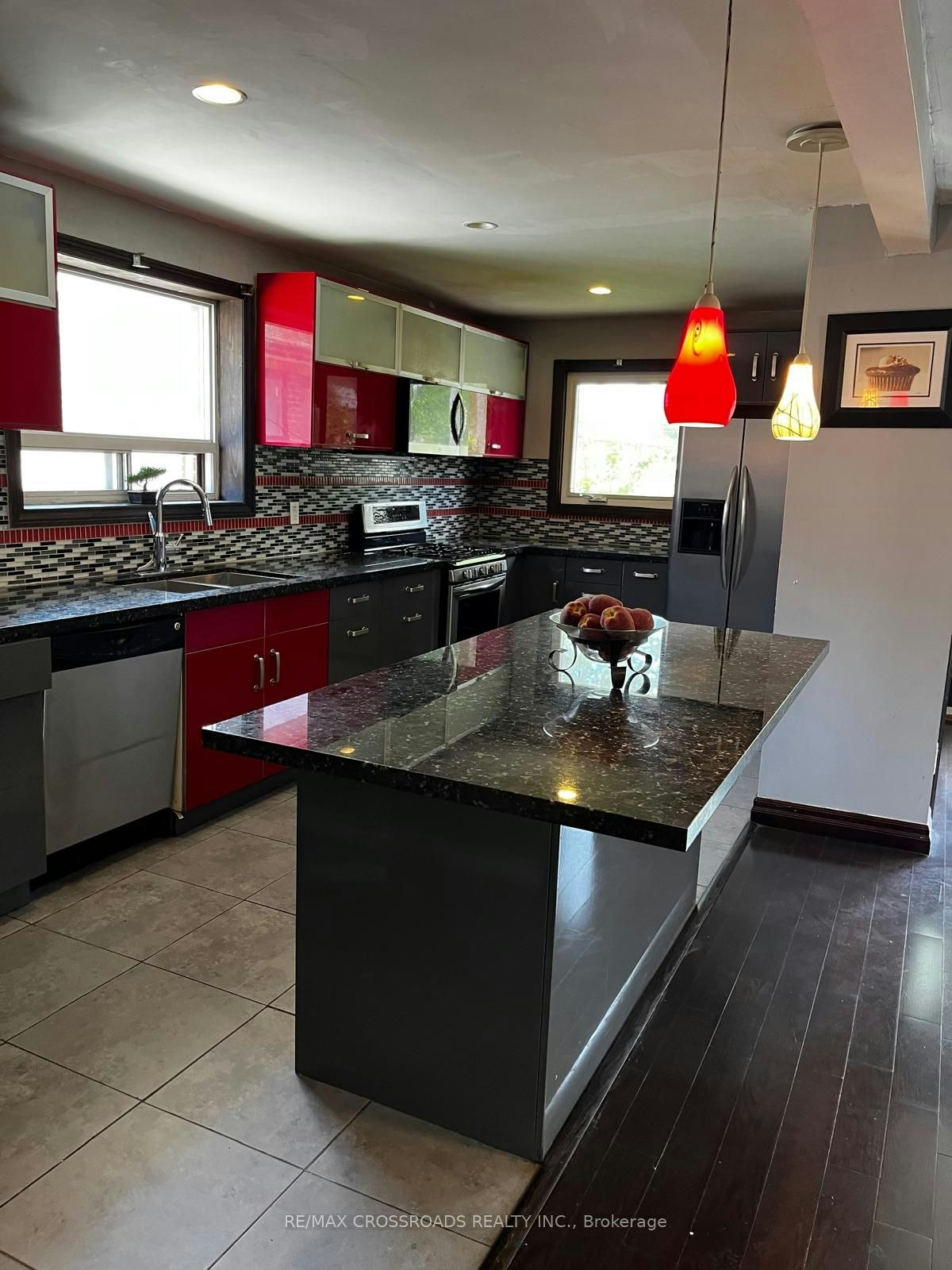 44 Romulus Drive, Toronto, ON, M1K 4C2 - 4