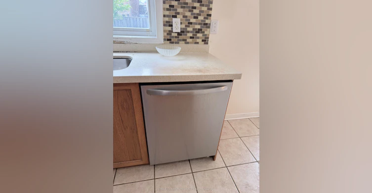 26 Grosbeak Crescent, Toronto, ON, M1X 1X1 - 8