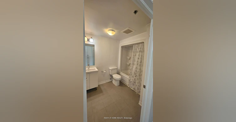 231-1900 Simcoe Street N, Oshawa, ON, L1G 4Y3 - 10
