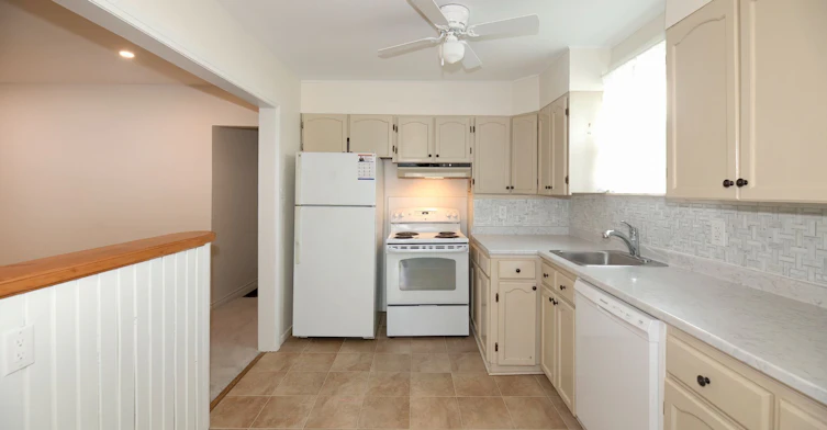 87 Emperor (Upper) Street, Ajax, ON, L1S 1N3 - 7