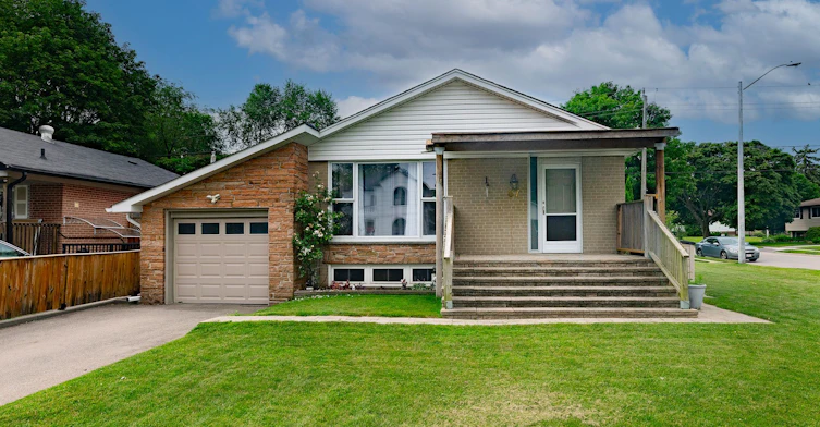 87 Emperor (Upper) Street, Ajax, ON, L1S 1N3