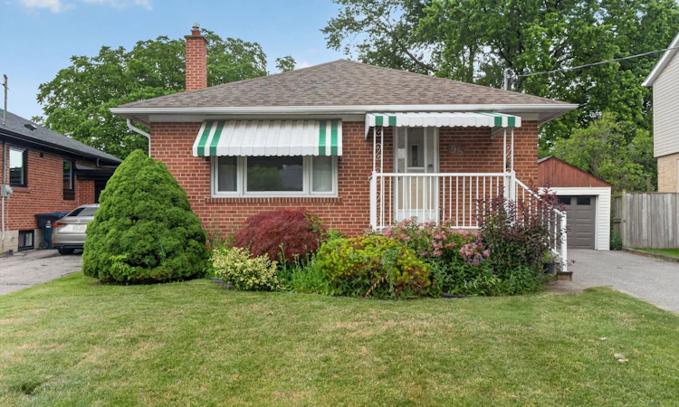 98 Marchington Circle