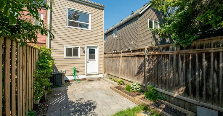 527 Craven Road, Toronto, ON, M4L 2Z6 - 34