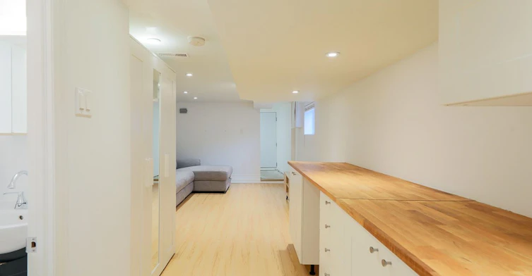 527 Craven Road, Toronto, ON, M4L 2Z6 - 28