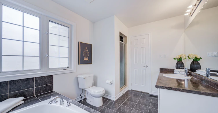 30 Garrardview Street, Ajax, ON, L1Z 0N5 - 40