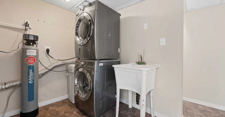 50 Mcgonigal Lane, Ajax, ON, L1T 4G9 - 25