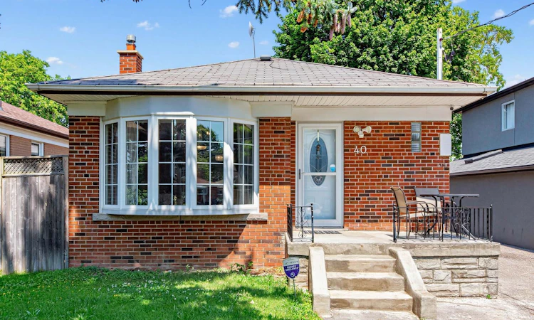 40 Tansley Avenue
