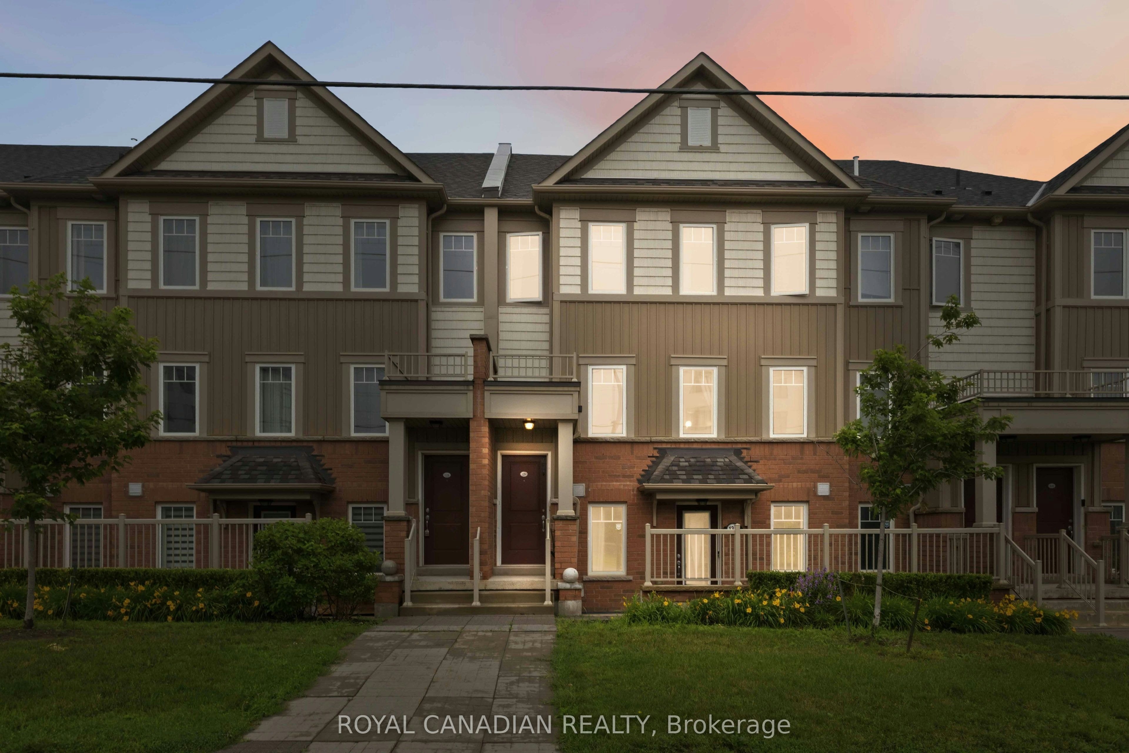 129-2500 Hill Rise Court, Oshawa, ON, L1L 0M6
