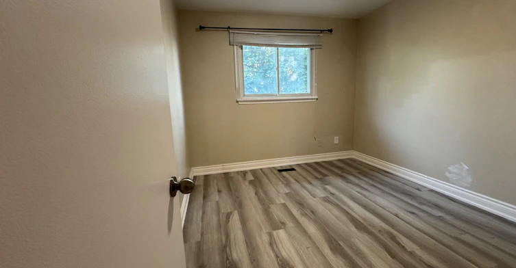 1358 Tremblay Street, Oshawa, ON, L1J 3X5 - 48
