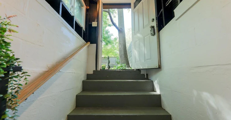 Bsmt-70 Carlaw Avenue, Toronto, ON, M4M 2R7 - 2