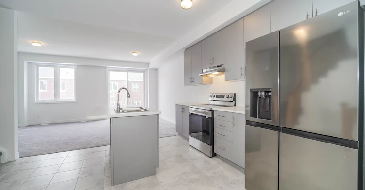 2030 Verne Bowen Street, Oshawa, ON, L1H 7K5 - 2