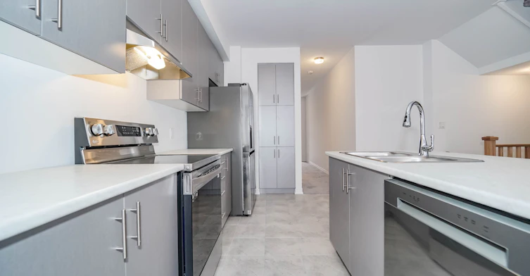 2030 Verne Bowen Street, Oshawa, ON, L1H 7K5 - 9