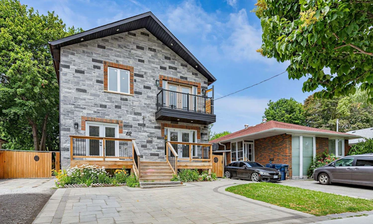 12 Janray Drive