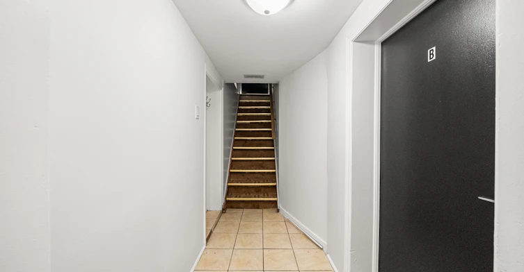 unit B-620 Birchmount Road, Toronto, ON, M1K 1P9 - 3