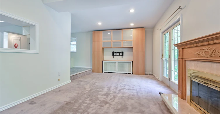 Main-32 Marilyn Crescent, Toronto, ON, M4B 3C6 - 11