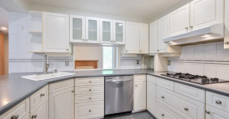 Main-32 Marilyn Crescent, Toronto, ON, M4B 3C6 - 15