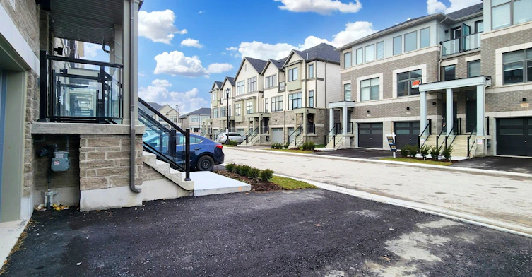 781 Kootenay Path, Oshawa, ON, L1H 6R3 - 2