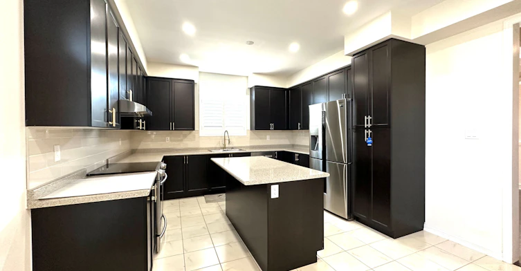 116 Hurst Drive, Ajax, ON, L1T 0N9 - 16